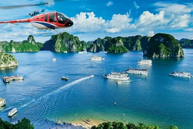 Ảnh vịnh Hạ Long ghi lại khoảnh khắc kỳ vĩ Ảnh vịnh Hạ Long ghi lại khoảnh khắc kỳ vĩ