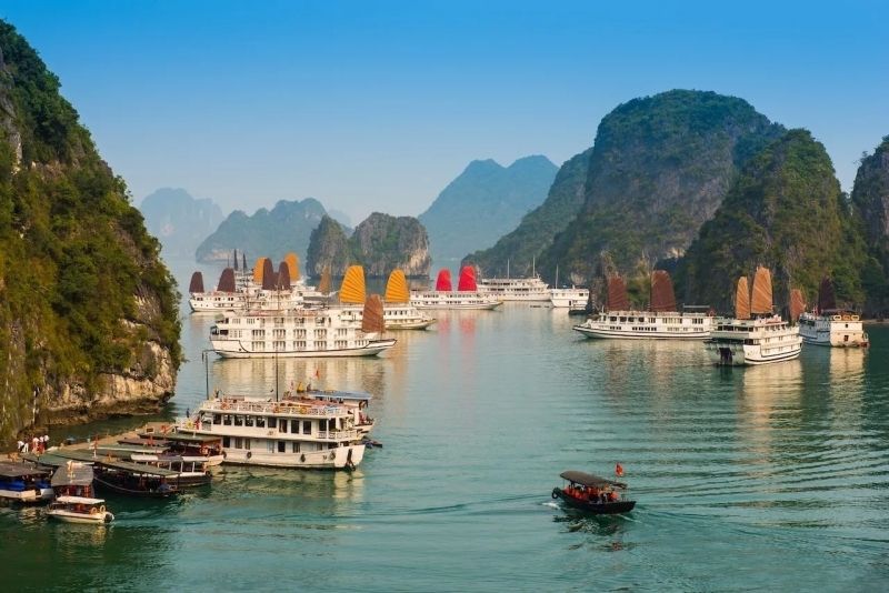 Những hình ảnh về vịnh Hạ Long là nguồn cảm hứng sáng tạo Những hình ảnh về vịnh Hạ Long là nguồn cảm hứng sáng tạo