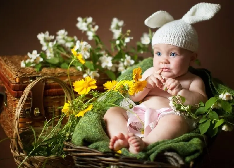 Gương mặt hồn nhiên của em bé Hàn Quốc khiến ai cũng yêu thích
