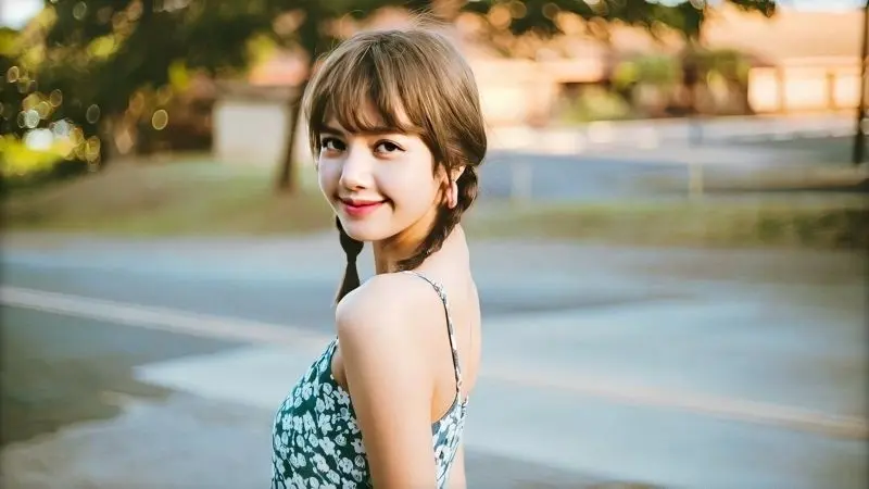 Hình ảnh Lisa cute tạo nên cảm giác thân thiện Hình ảnh Lisa cute tạo nên cảm giác thân thiện