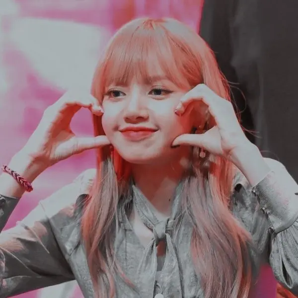 Hình ảnh Lisa cute luôn là lựa chọn yêu thích Hình ảnh Lisa cute luôn là lựa chọn yêu thích