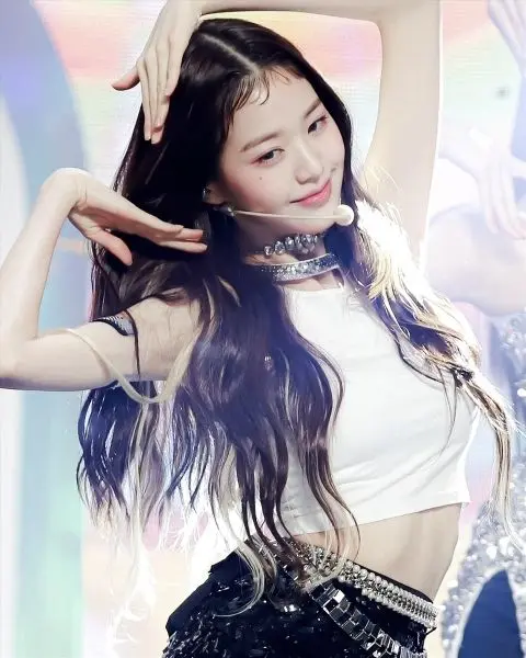 Ảnh Wonyoung đẹp ghi dấu ấn trong lòng người hâm mộ