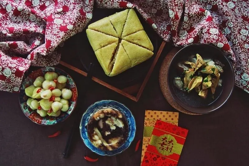 Bánh chưng ngày Tết mang hương vị truyền thống đặc trưng Bánh chưng ngày Tết mang hương vị truyền thống đặc trưng