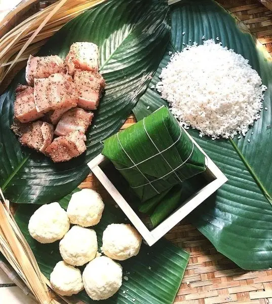 Bánh chưng ngày Tết là món ăn không thể thiếu mỗi dịp Tết Bánh chưng ngày Tết là món ăn không thể thiếu mỗi dịp Tết