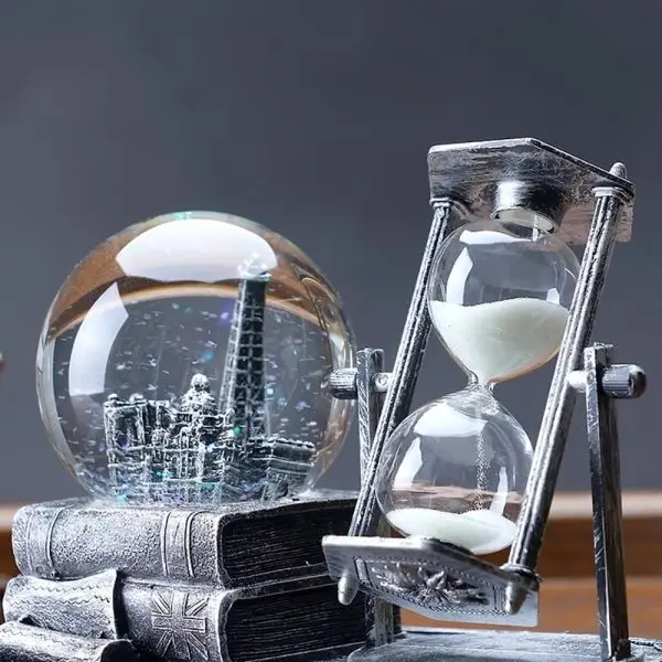 Đồng hồ cát với thiết kế tinh tế và ý nghĩa Đồng hồ cát với thiết kế tinh tế và ý nghĩa