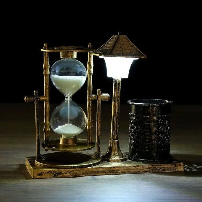 Đồng hồ cát mang đến sự hài hòa và cân đối Đồng hồ cát mang đến sự hài hòa và cân đối