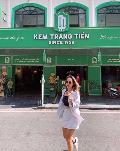 Ảnh ăn kem tươi ngon khiến bạn muốn thử ngay Ảnh ăn kem tươi ngon khiến bạn muốn thử ngay