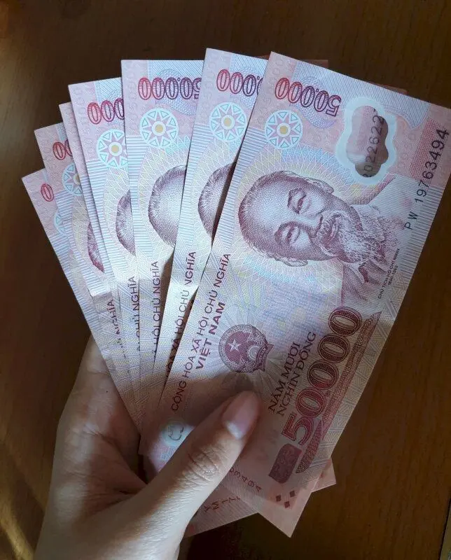 Tờ tiền 50K trong ánh sáng tự nhiên Tờ tiền 50K trong ánh sáng tự nhiên