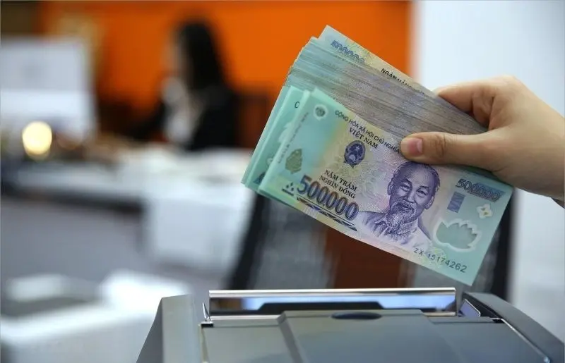 Tờ tiền 500K chiếm trọn khung hình đầy nổi bật Tờ tiền 500K chiếm trọn khung hình đầy nổi bật