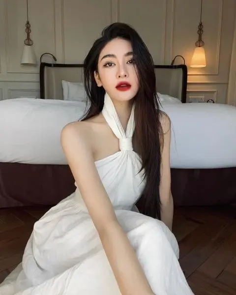 Ảnh người mẫu nữ với nét đẹp thuần khiết Ảnh người mẫu nữ với nét đẹp thuần khiết