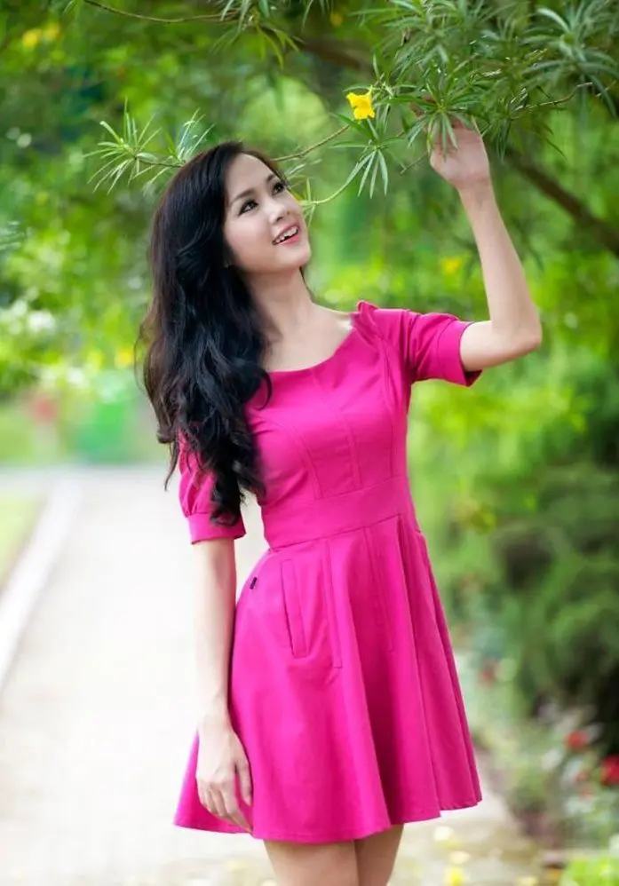 Ảnh người mẫu nữ hoàn hảo trong từng góc máy Ảnh người mẫu nữ hoàn hảo trong từng góc máy