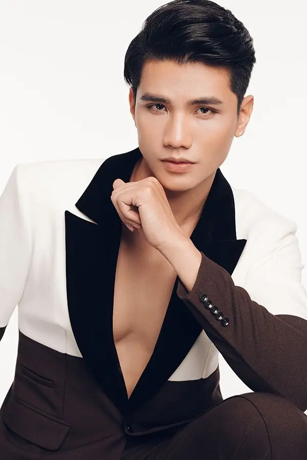 Ảnh người mẫu nam mang phong cách hiện đại Ảnh người mẫu nam mang phong cách hiện đại