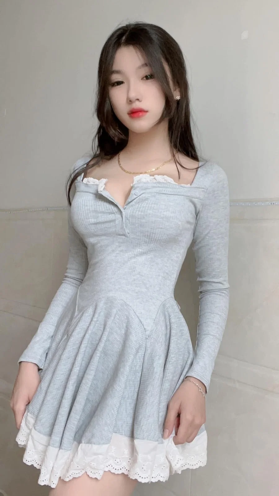 Khung hình ấn tượng qua ảnh mạng gái chụp dáng tinh tế Khung hình ấn tượng qua ảnh mạng gái chụp dáng tinh tế