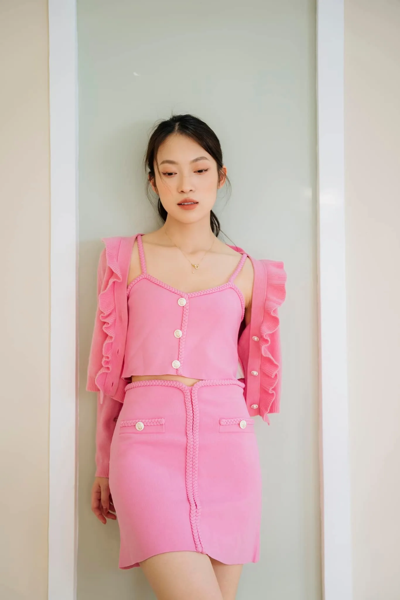 Khánh Vy xuất hiện rạng ngời trong bộ trang phục mới nhất! Khánh Vy xuất hiện rạng ngời trong bộ trang phục mới nhất!