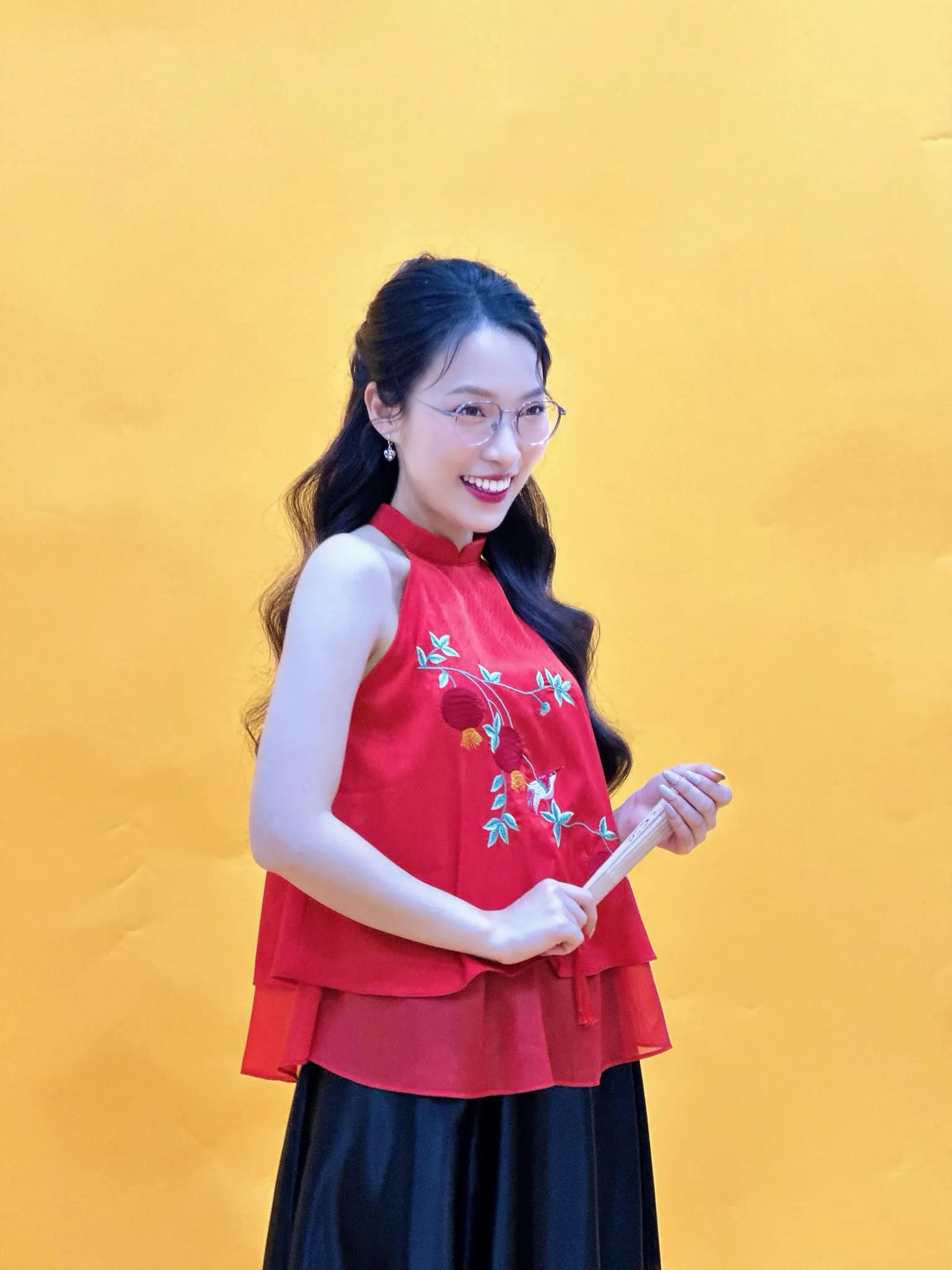 Cùng Khánh Vy khám phá những khoảnh khắc tuyệt vời trên sóng truyền hình. Cùng Khánh Vy khám phá những khoảnh khắc tuyệt vời trên sóng truyền hình.