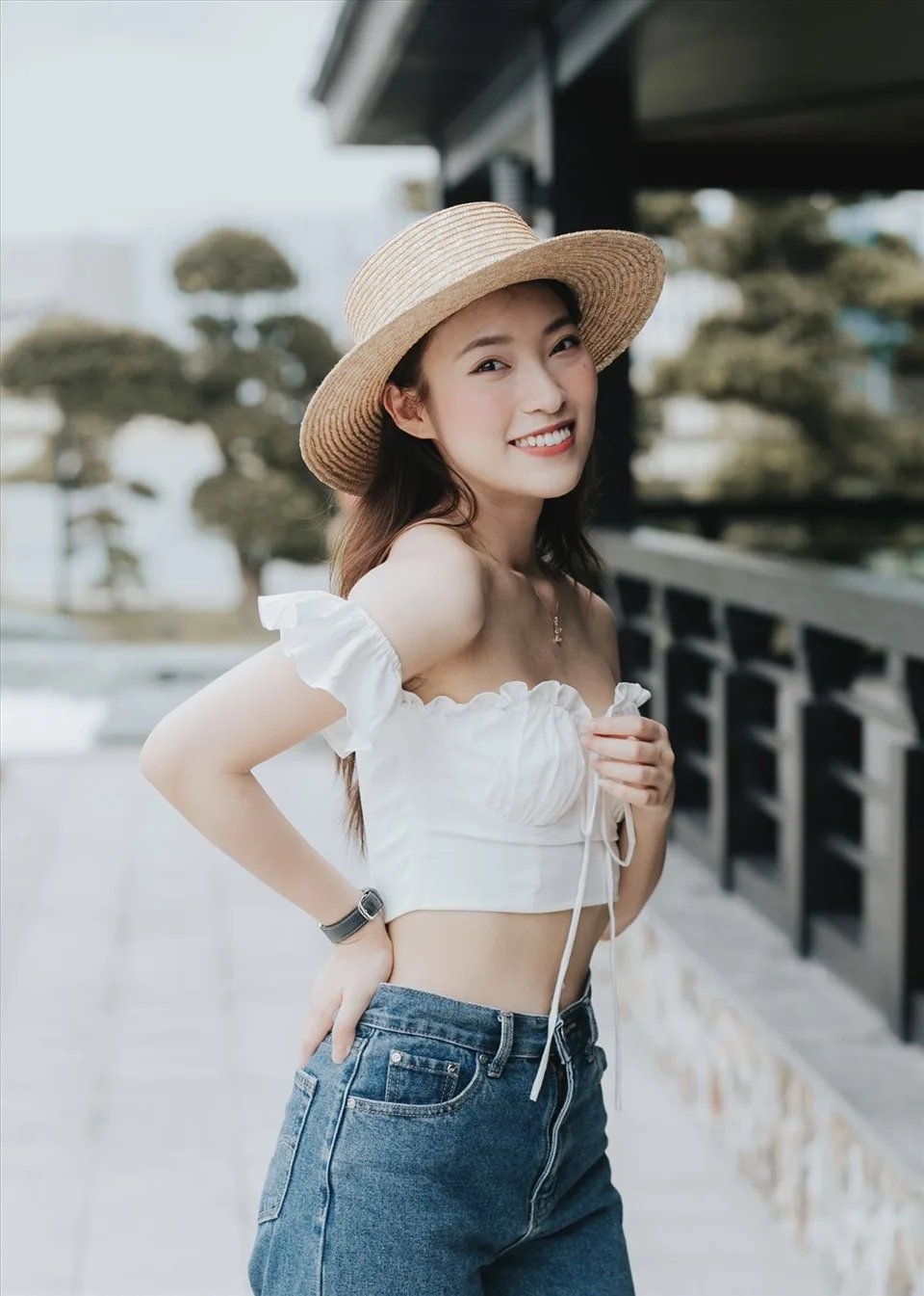 Khánh Vy duyên dáng trong trang phục thanh lịch, sẵn sàng chinh phục mọi sân khấu. Khánh Vy duyên dáng trong trang phục thanh lịch, sẵn sàng chinh phục mọi sân khấu.