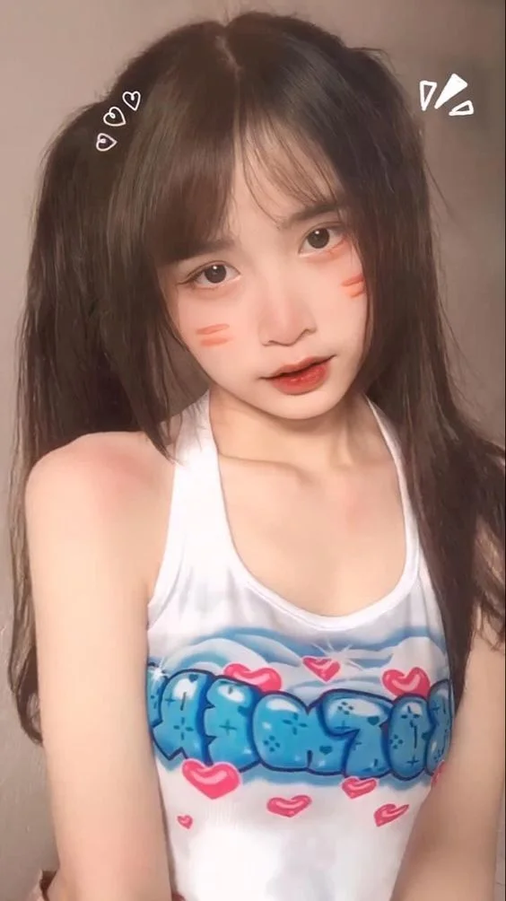 Hình ảnh gái xinh cute, dễ thương và thu hút ngay từ cái nhìn đầu tiên. Hình ảnh gái xinh cute, dễ thương và thu hút ngay từ cái nhìn đầu tiên.
