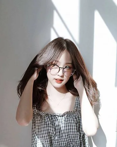 Gái xinh cute luôn gây ấn tượng mạnh mẽ với nét đẹp mộc mạc. Gái xinh cute luôn gây ấn tượng mạnh mẽ với nét đẹp mộc mạc.