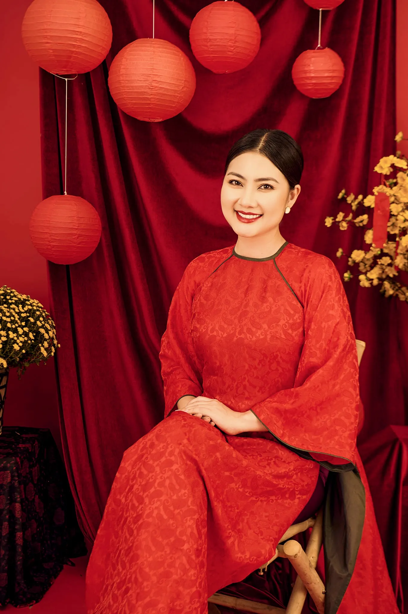 Ngọc Lan thể hiện vẻ đẹp duyên dáng trong từng khoảnh khắc Ngọc Lan thể hiện vẻ đẹp duyên dáng trong từng khoảnh khắc