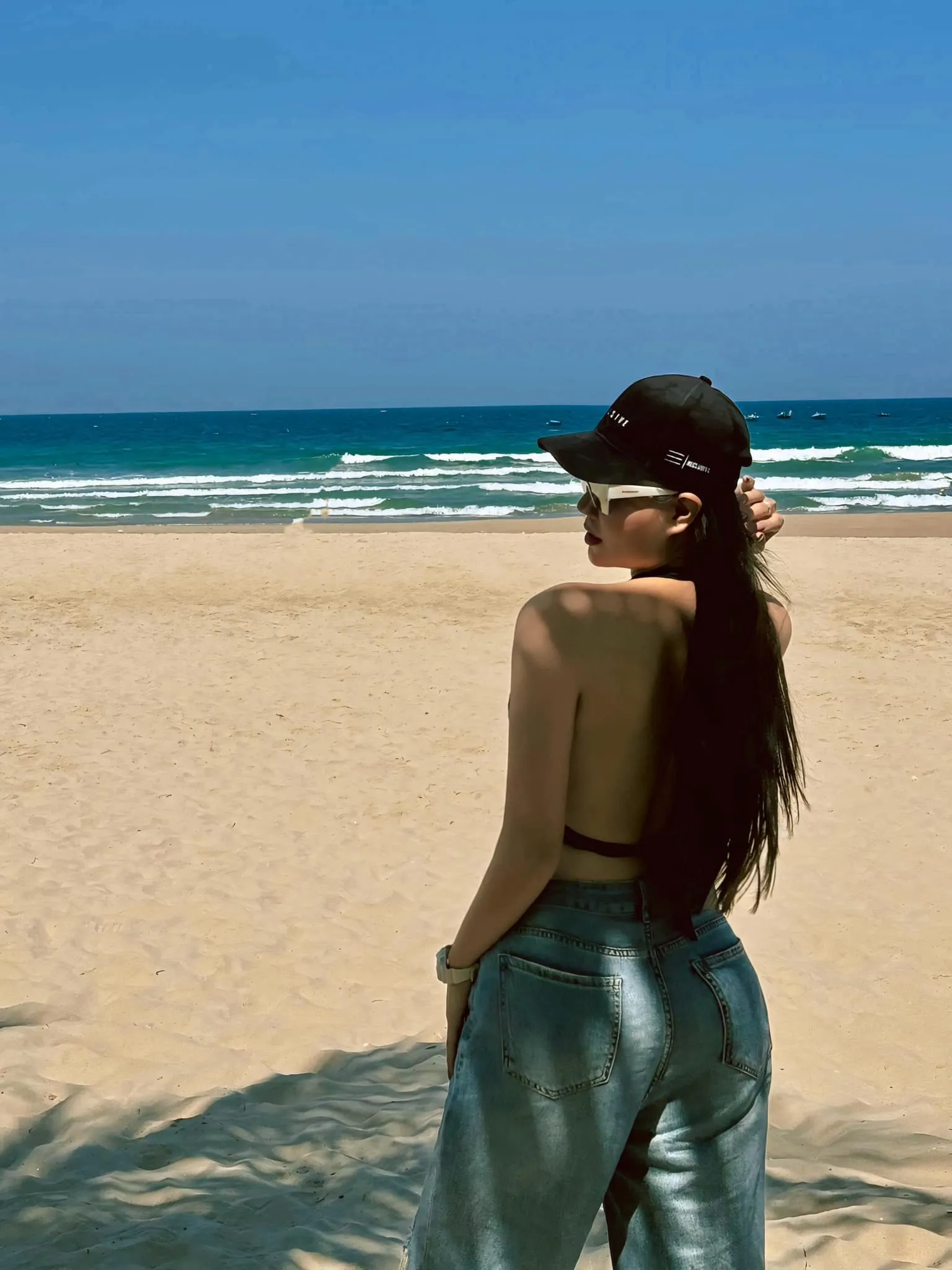 Thanh Hương lôi cuốn với nụ cười thân thiện Thanh Hương lôi cuốn với nụ cười thân thiện