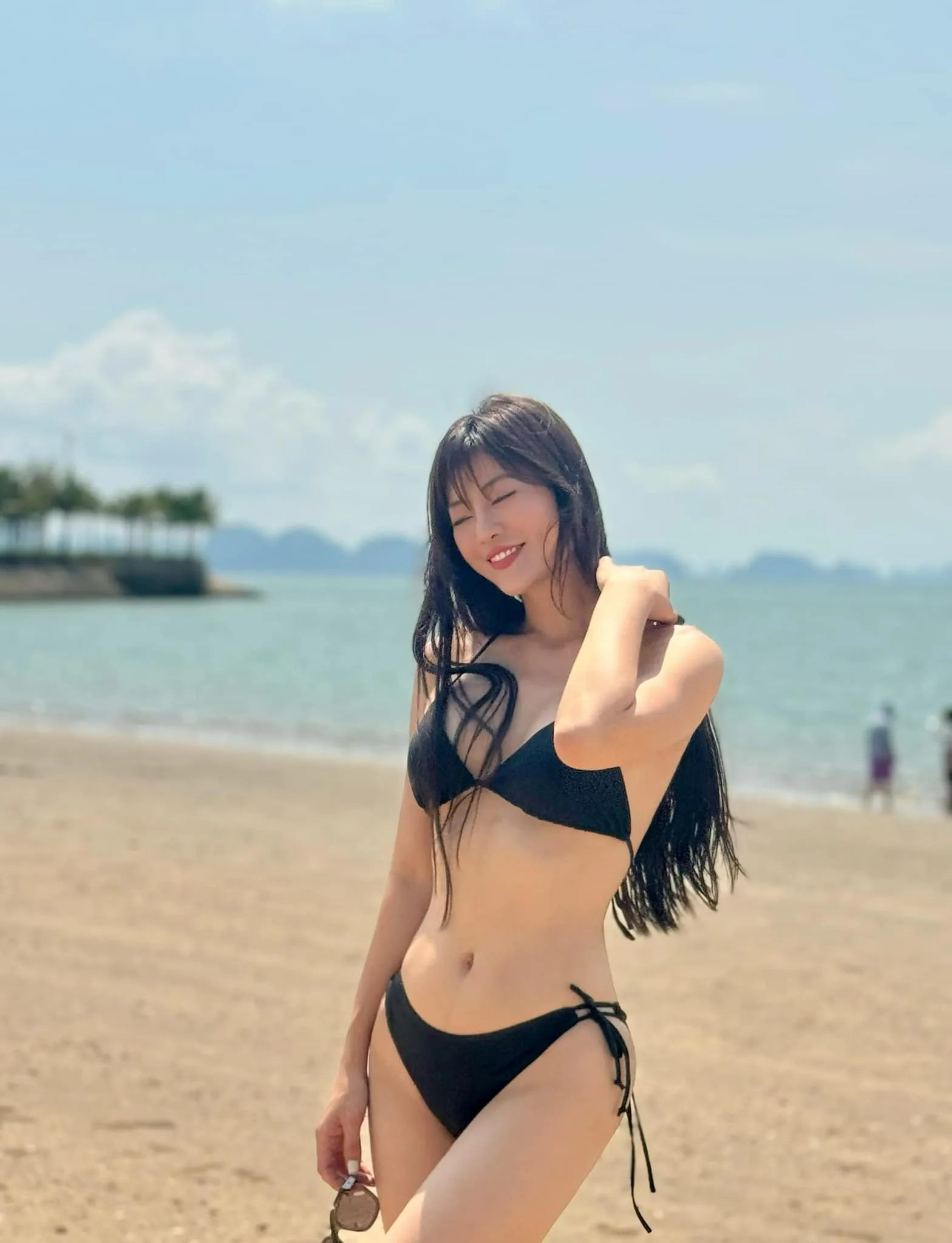 Thanh Hương khiến mọi người chú ý với nét đẹp nhẹ nhàng Thanh Hương khiến mọi người chú ý với nét đẹp nhẹ nhàng