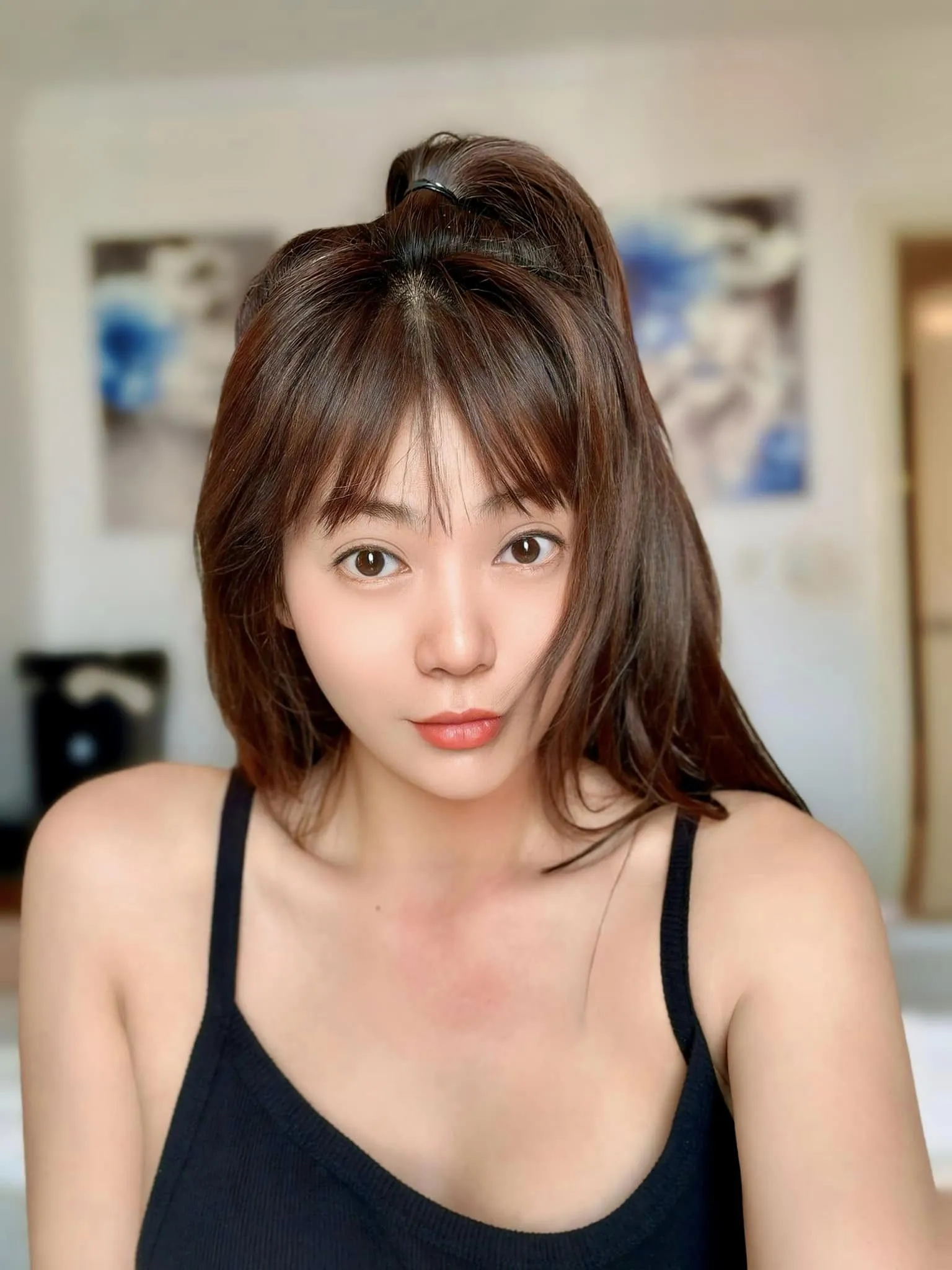 Thanh Hương thu hút mọi ánh nhìn bằng sự duyên dáng Thanh Hương thu hút mọi ánh nhìn bằng sự duyên dáng