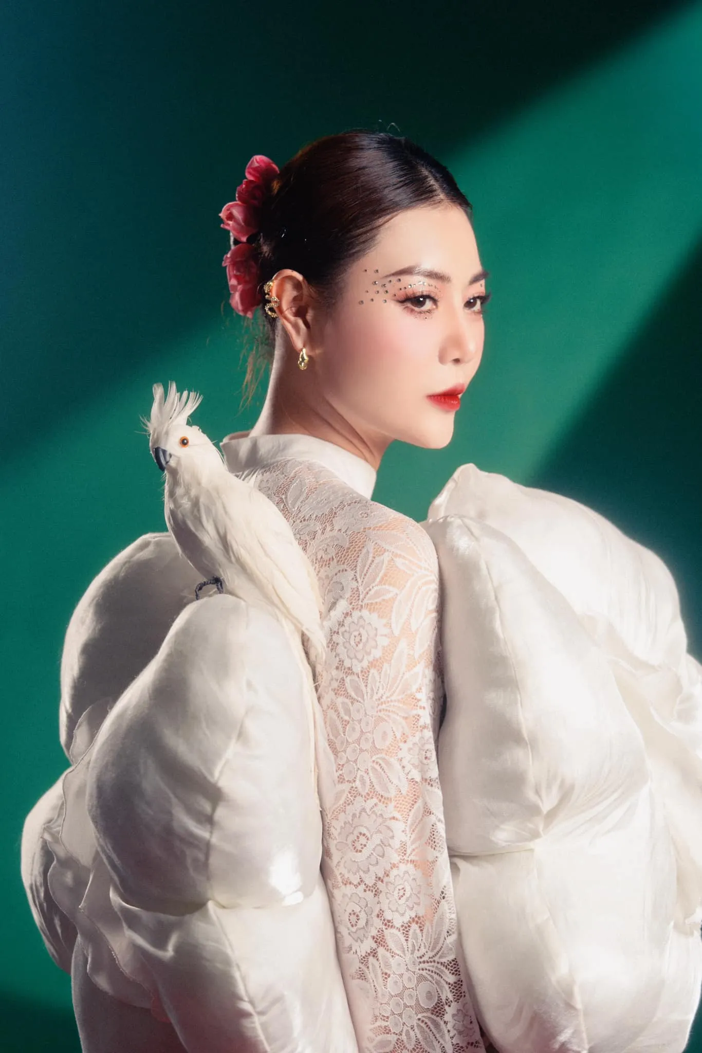 Thanh Hương tỏa sáng với vẻ đẹp tự nhiên Thanh Hương tỏa sáng với vẻ đẹp tự nhiên