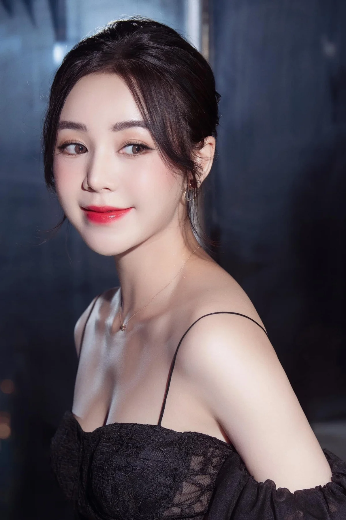 Quỳnh Kool với nét mặt dịu dàng Quỳnh Kool với nét mặt dịu dàng
