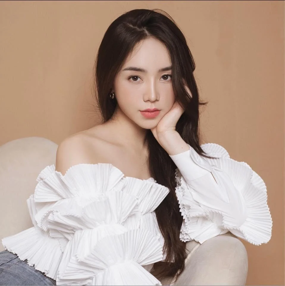 Quỳnh Kool thu hút bởi vẻ đẹp rạng rỡ Quỳnh Kool thu hút bởi vẻ đẹp rạng rỡ