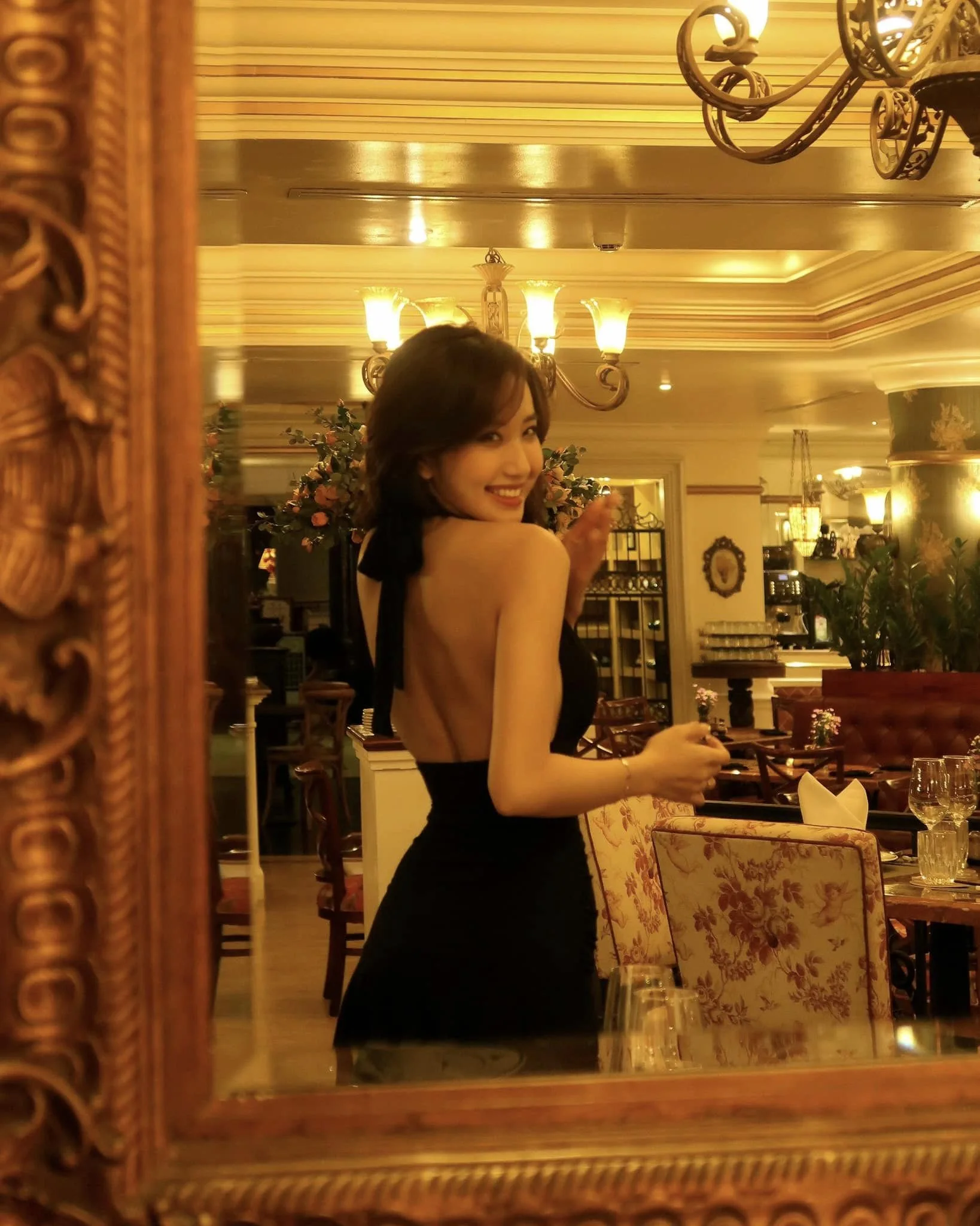 Hot girl Lê Thị Khánh Huyền - hình mẫu của thế hệ trẻ. Hot girl Lê Thị Khánh Huyền - hình mẫu của thế hệ trẻ.