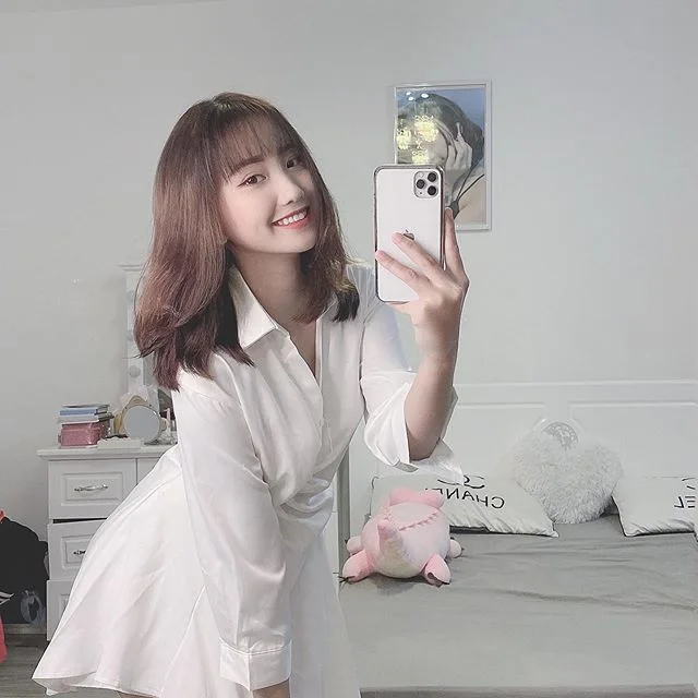 Mê hoặc với vẻ đẹp của hot girl Lê Thị Khánh Huyền. Mê hoặc với vẻ đẹp của hot girl Lê Thị Khánh Huyền.