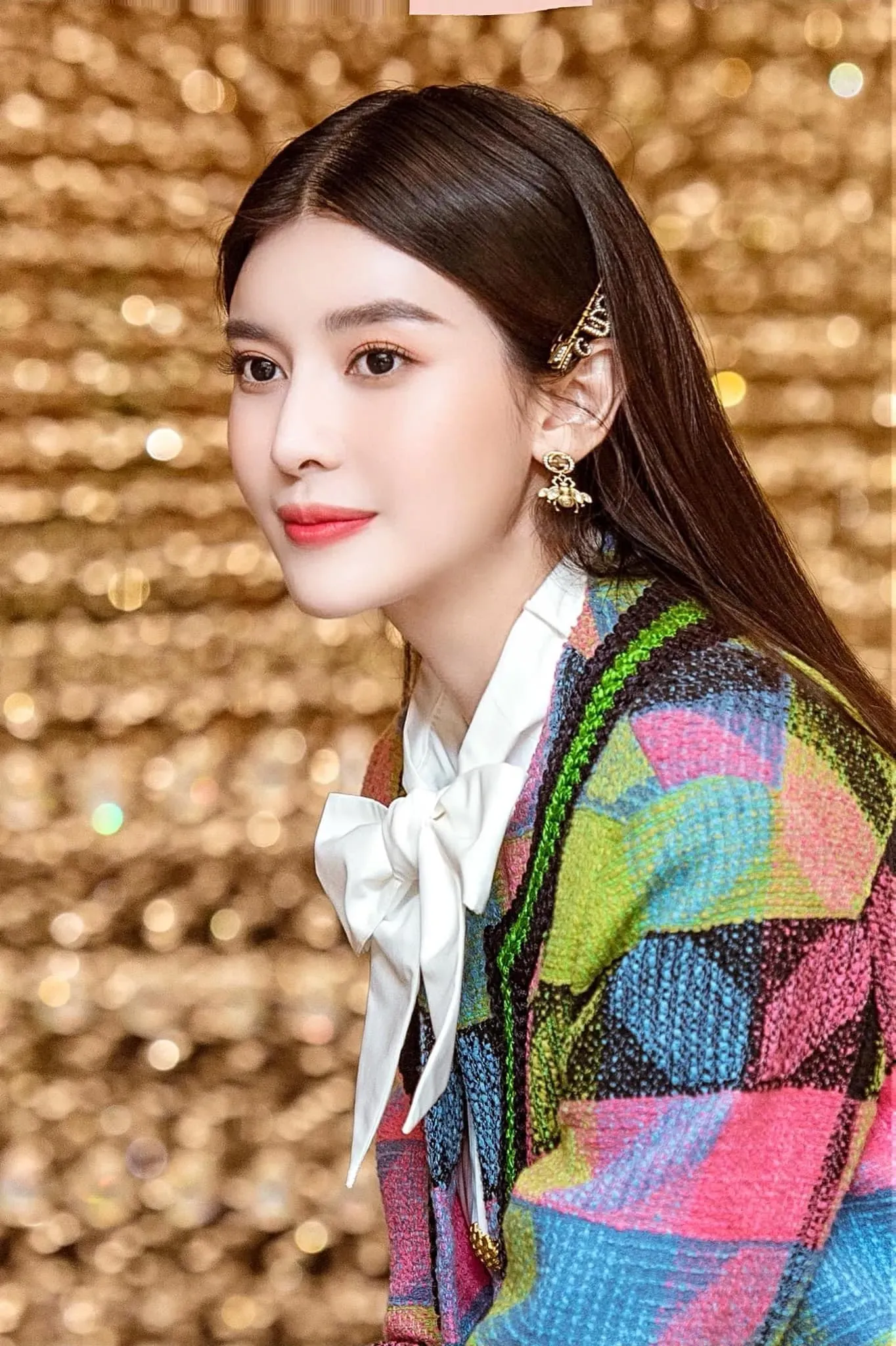 Cao Thái Hà với nụ cười làm người xem xao xuyến Cao Thái Hà với nụ cười làm người xem xao xuyến