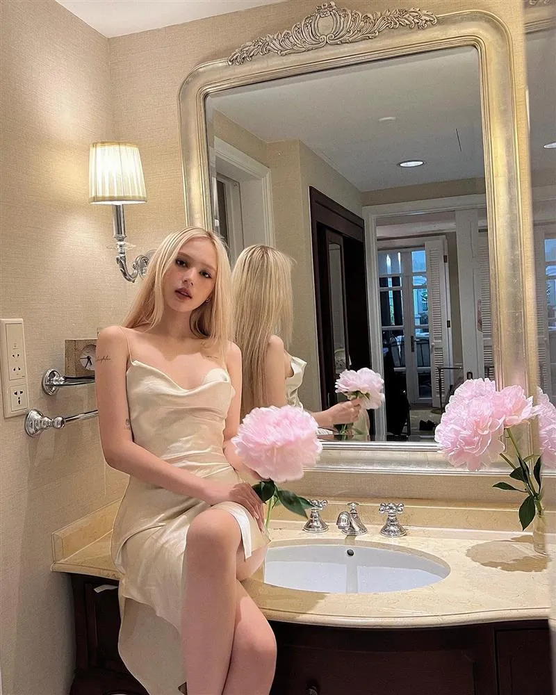 Xoài Non luôn biết cách giữ chân fan với sự dễ thương. Xoài Non luôn biết cách giữ chân fan với sự dễ thương.