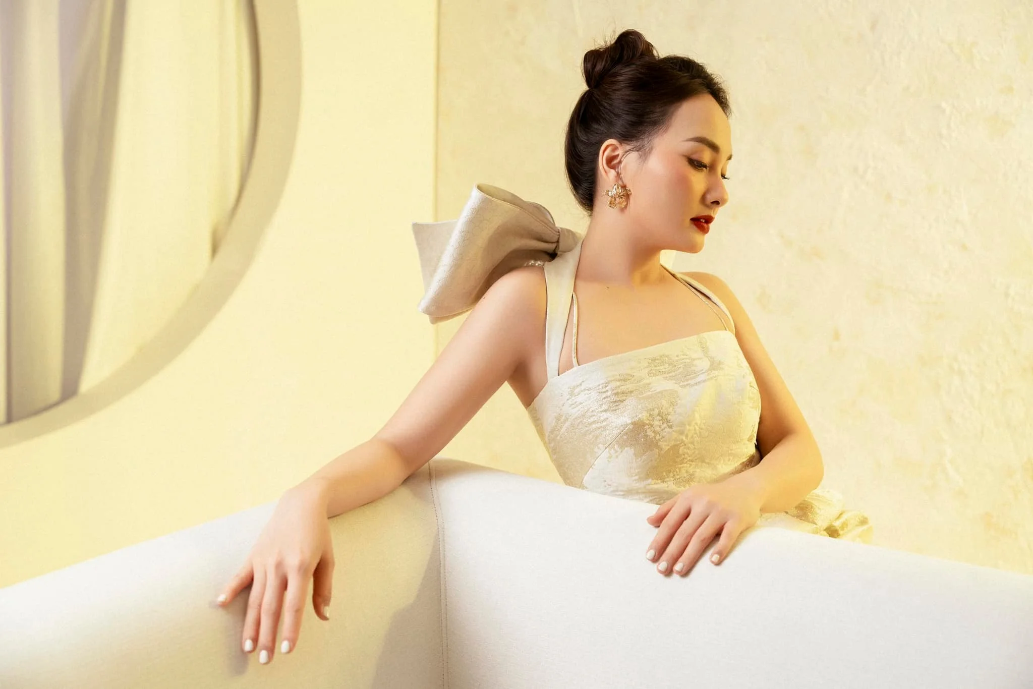 Bảo Thanh mang vẻ đẹp nhẹ nhàng và quyến rũ Bảo Thanh mang vẻ đẹp nhẹ nhàng và quyến rũ