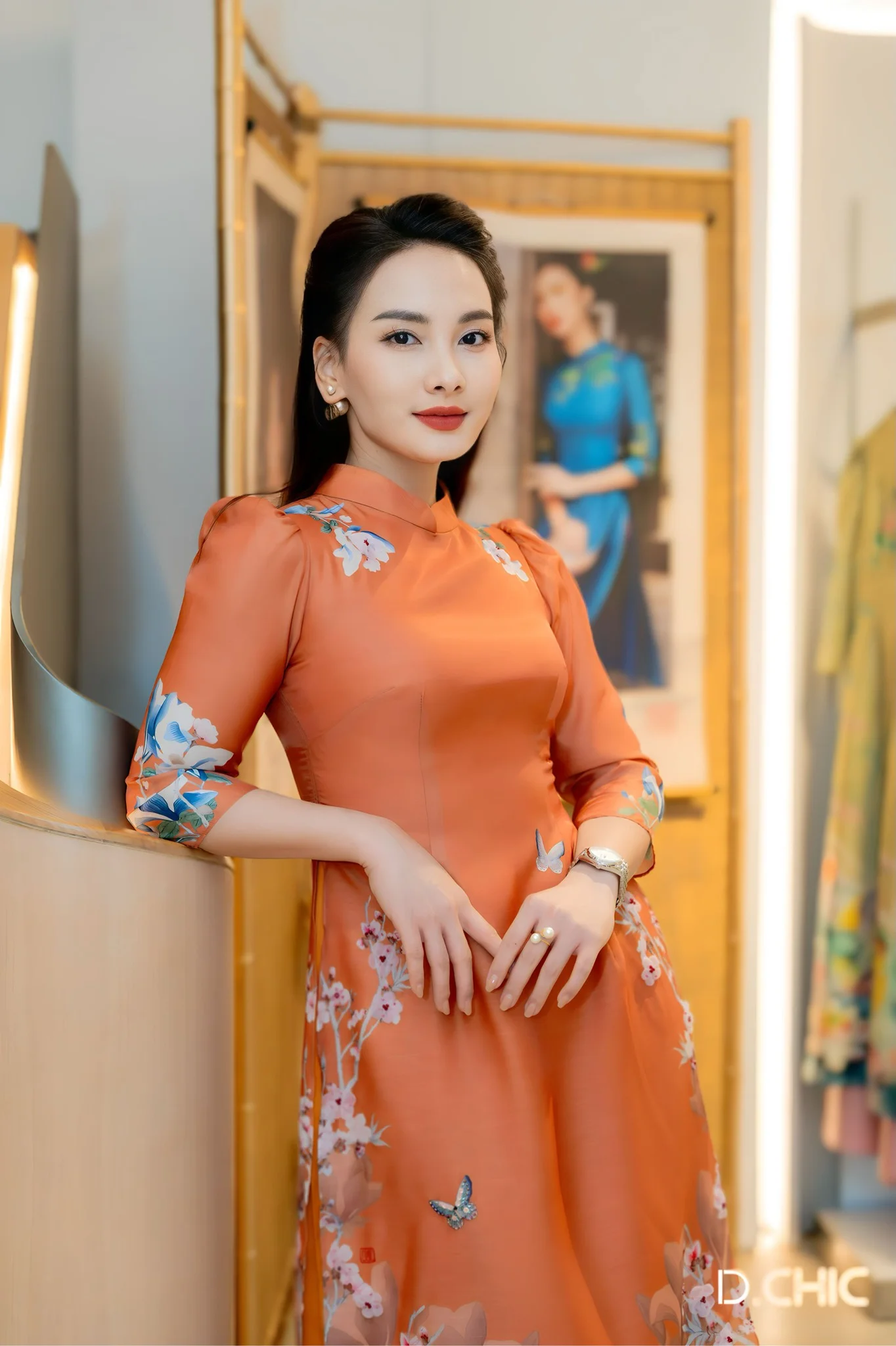 Bảo Thanh toát lên vẻ đẹp kiêu sa và quyến rũ Bảo Thanh toát lên vẻ đẹp kiêu sa và quyến rũ