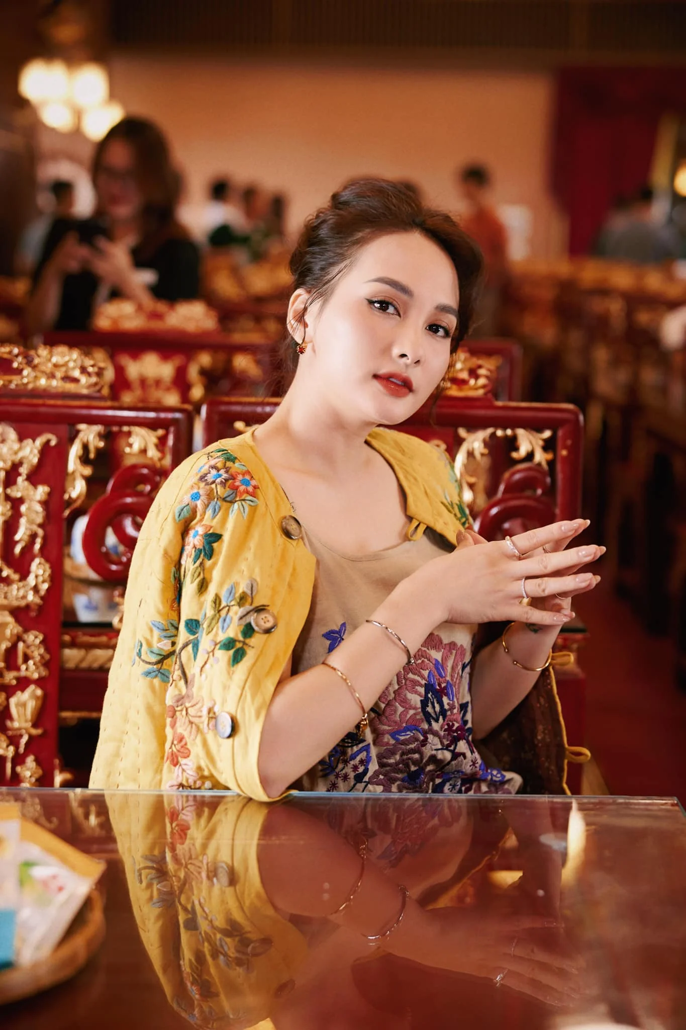 Bảo Thanh tỏa sáng dịu dàng trong từng khoảnh khắc Bảo Thanh tỏa sáng dịu dàng trong từng khoảnh khắc