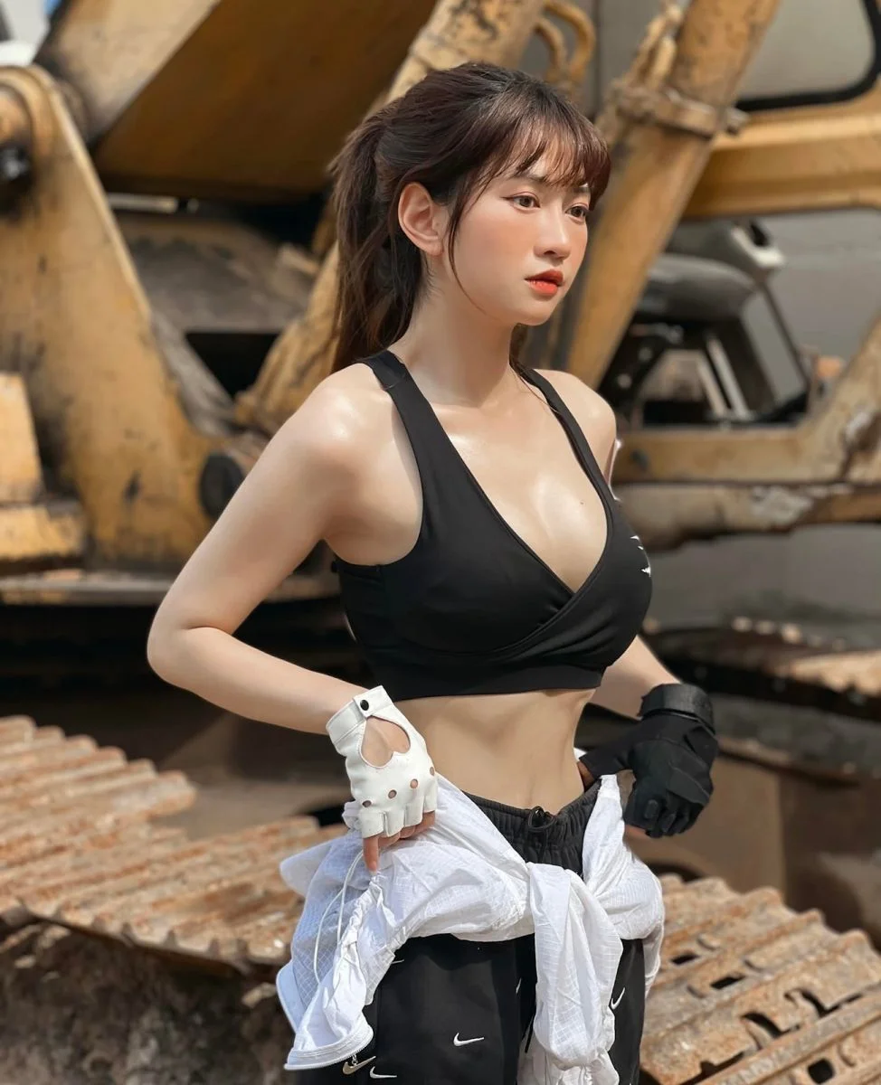 Vẻ đẹp ngọt ngào của Lê Bống Vẻ đẹp ngọt ngào của Lê Bống
