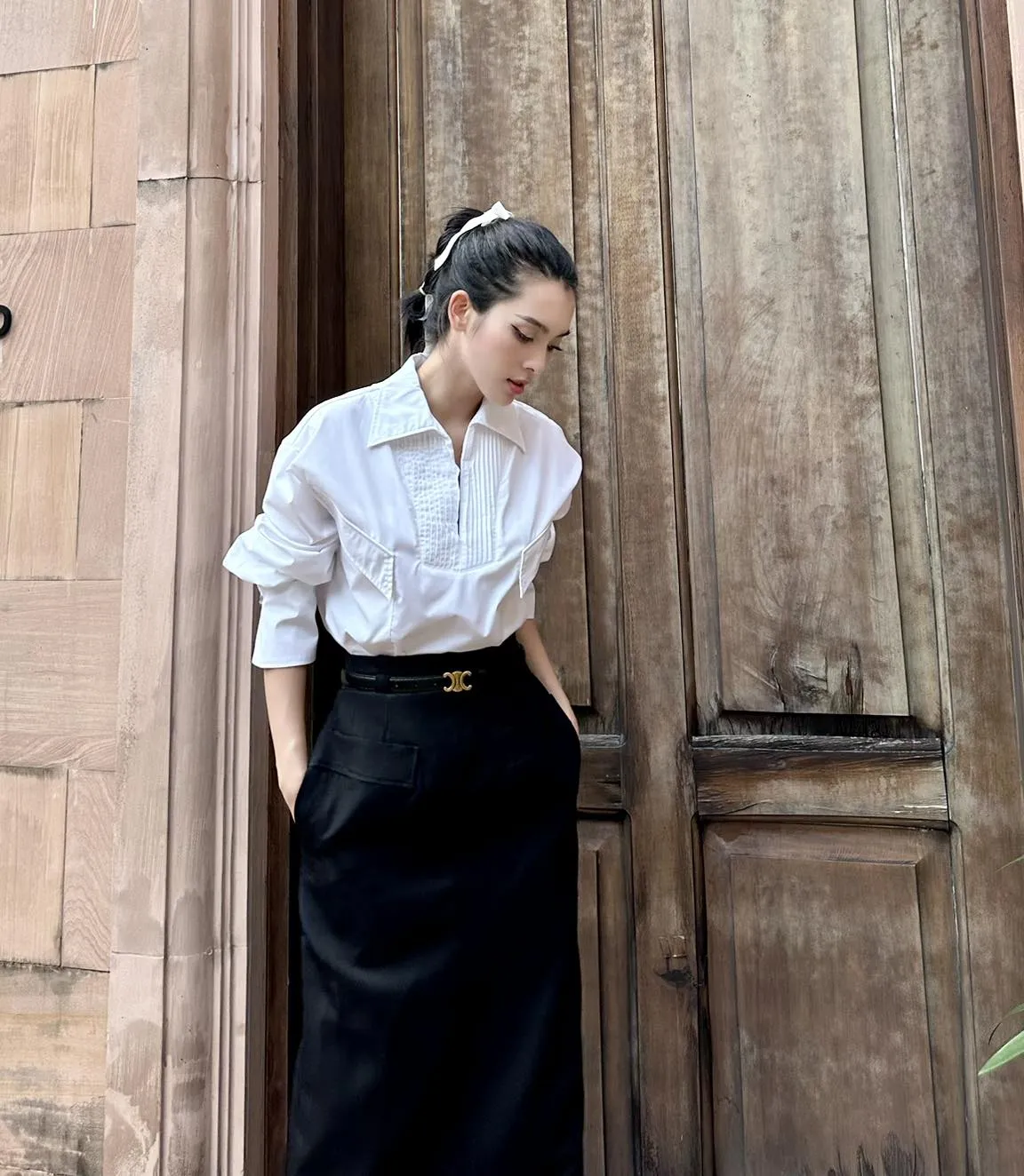 Quỳnh Lương toát lên sự dịu dàng và thanh lịch Quỳnh Lương toát lên sự dịu dàng và thanh lịch