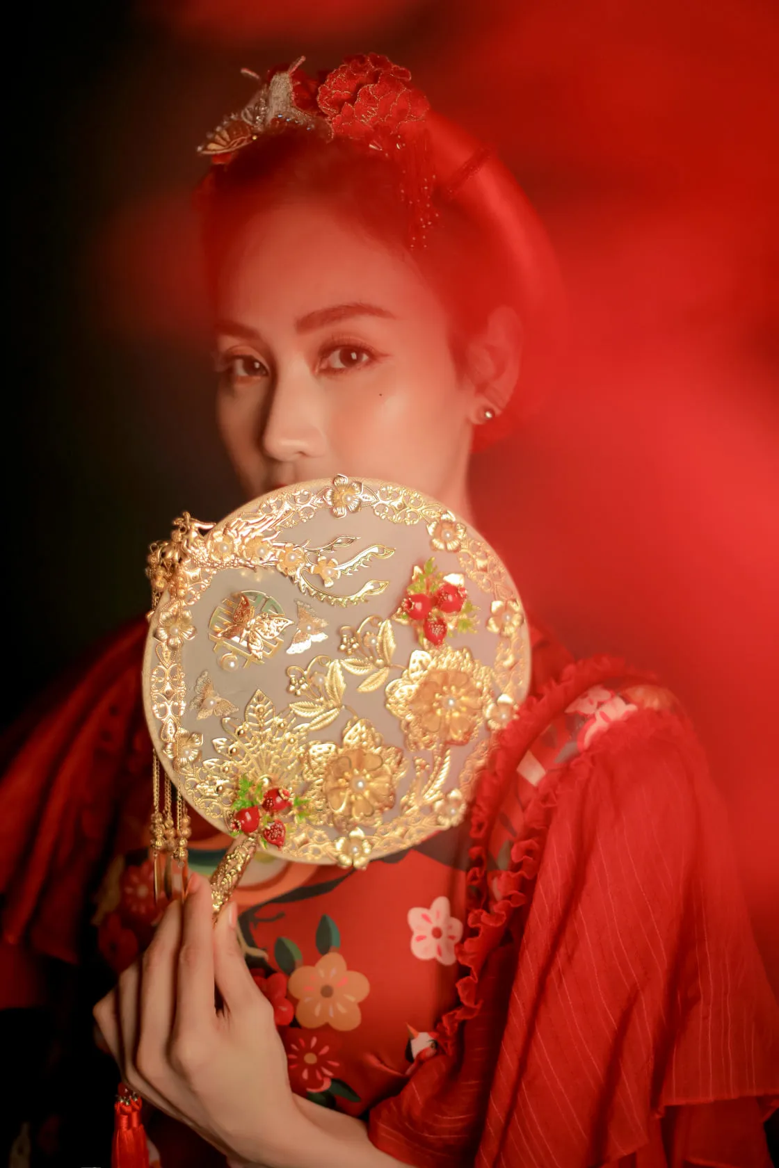 Ngân Khánh sở hữu ánh nhìn đầy tự tin Ngân Khánh sở hữu ánh nhìn đầy tự tin