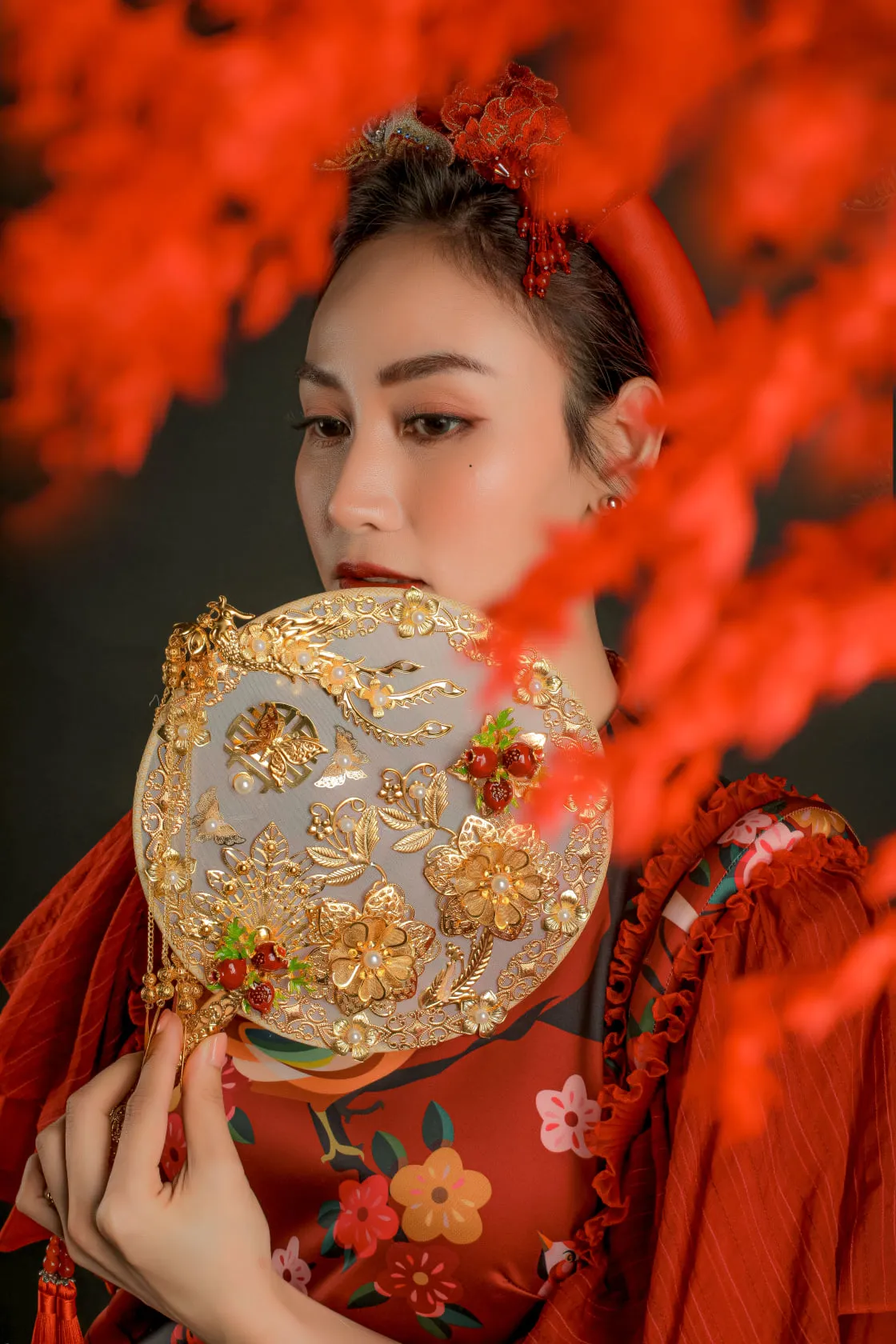 Ngân Khánh với thần thái nhẹ nhàng và quyến rũ Ngân Khánh với thần thái nhẹ nhàng và quyến rũ