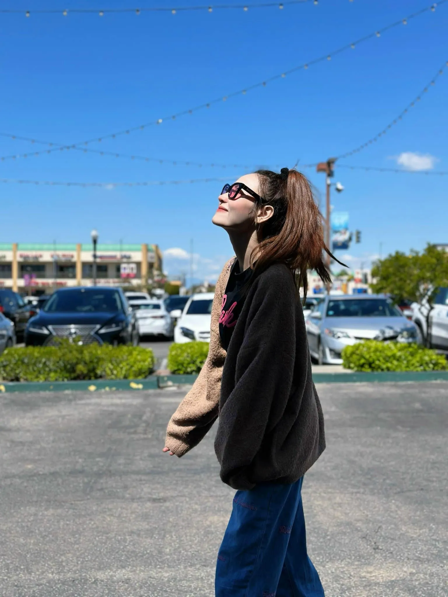 Ngân Khánh với nét đẹp tự nhiên và duyên dáng Ngân Khánh với nét đẹp tự nhiên và duyên dáng