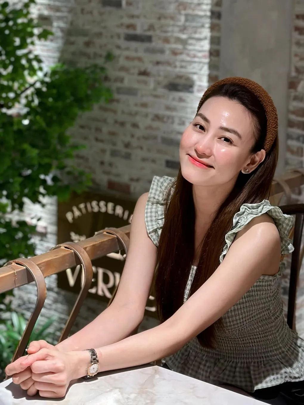 Ngân Khánh mang đến vẻ đẹp thu hút mọi ánh nhìn Ngân Khánh mang đến vẻ đẹp thu hút mọi ánh nhìn