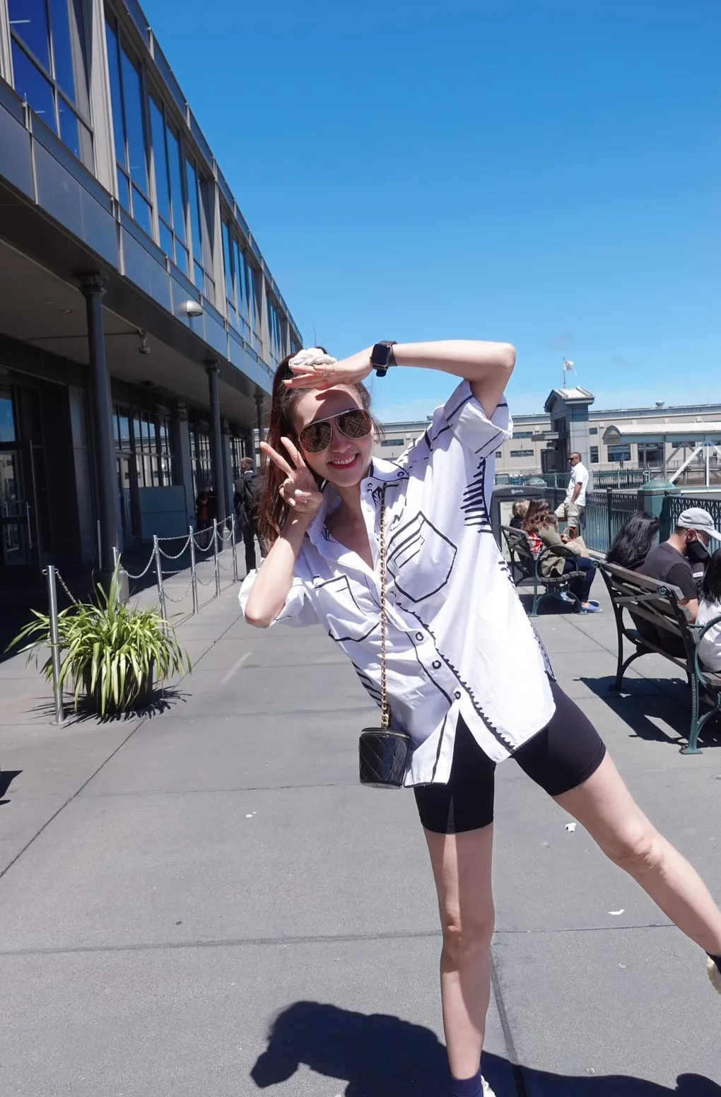 Ngân Khánh nổi bật với vẻ đẹp tinh tế Ngân Khánh nổi bật với vẻ đẹp tinh tế