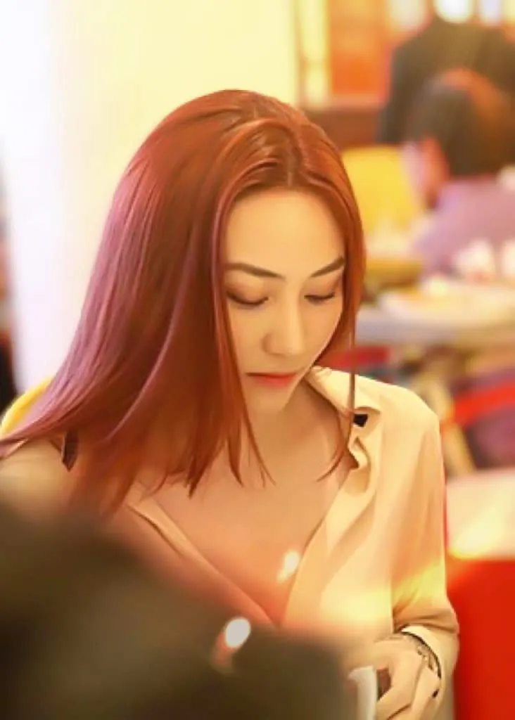 Ngân Khánh mang đến sự cuốn hút qua ánh mắt Ngân Khánh mang đến sự cuốn hút qua ánh mắt