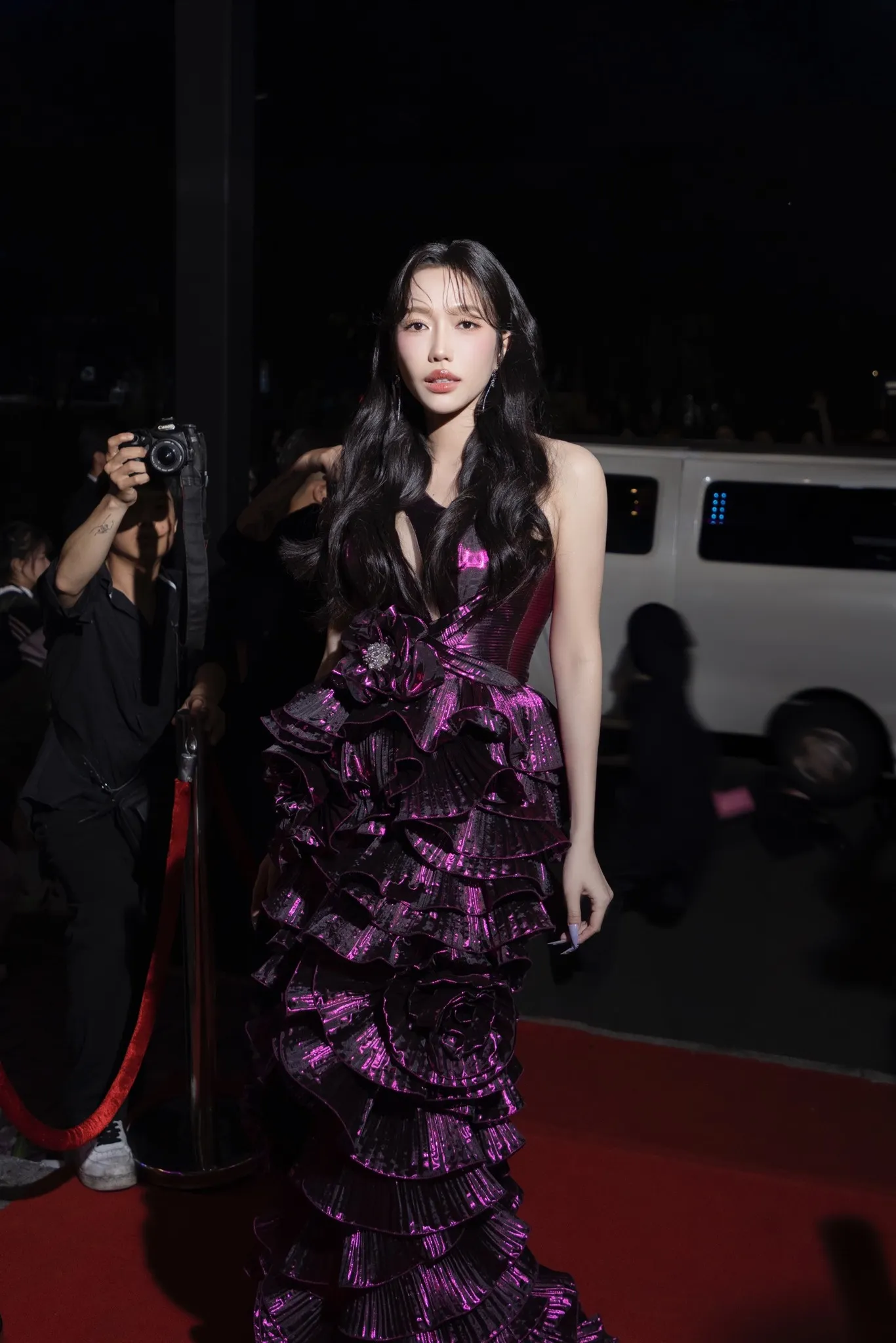 Diệu Nhi nổi bật với vẻ đẹp dịu dàng và quyến rũ