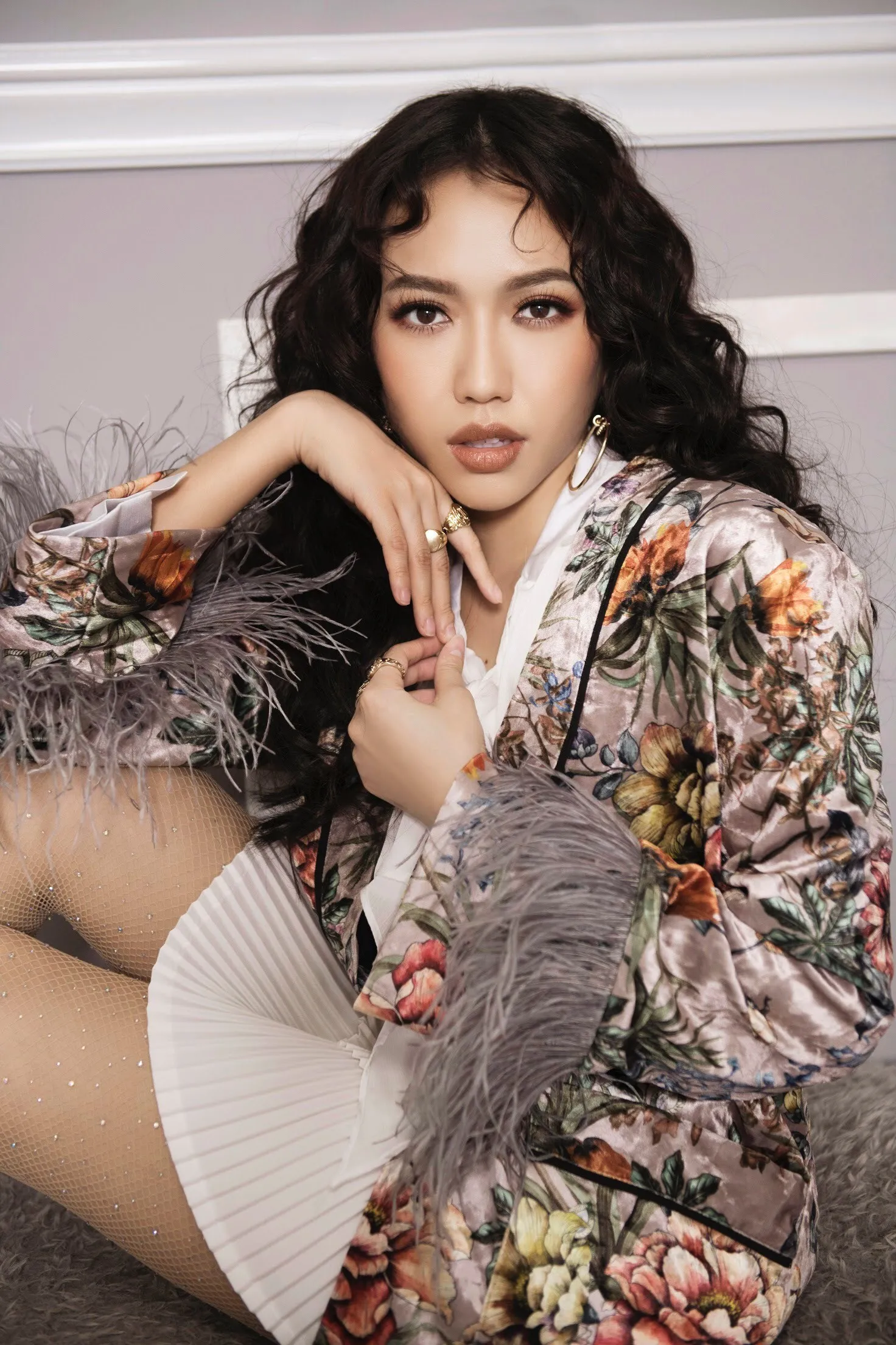 Diệu Nhi khiến người xem phải chú ý với nét đẹp thanh thoát