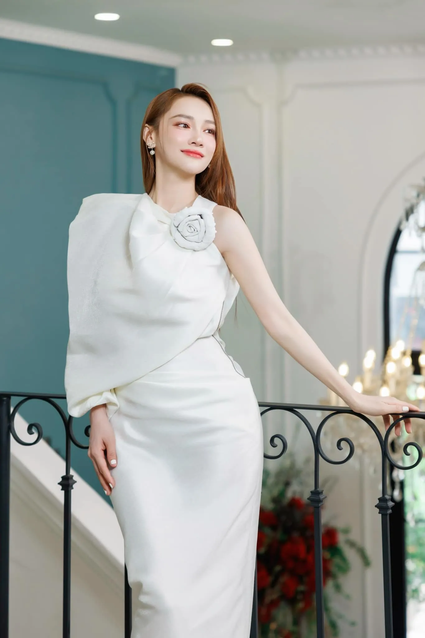 Nhã Phương lôi cuốn người xem với sự thu hút tự nhiên Nhã Phương lôi cuốn người xem với sự thu hút tự nhiên