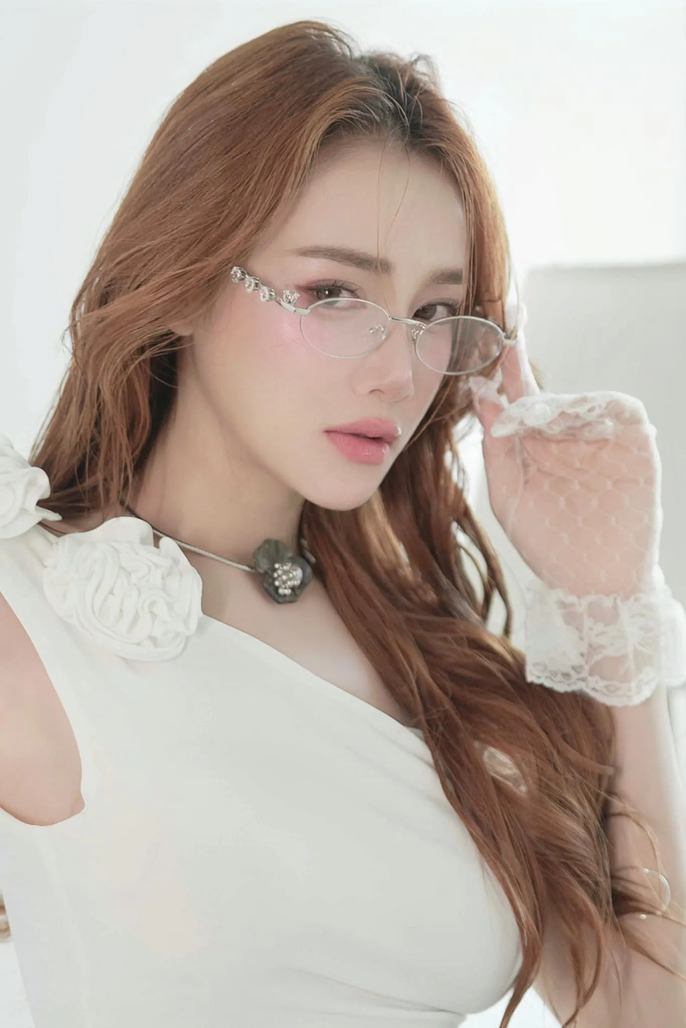 Nhã Phương thể hiện nét đẹp thu hút và duyên dáng Nhã Phương thể hiện nét đẹp thu hút và duyên dáng