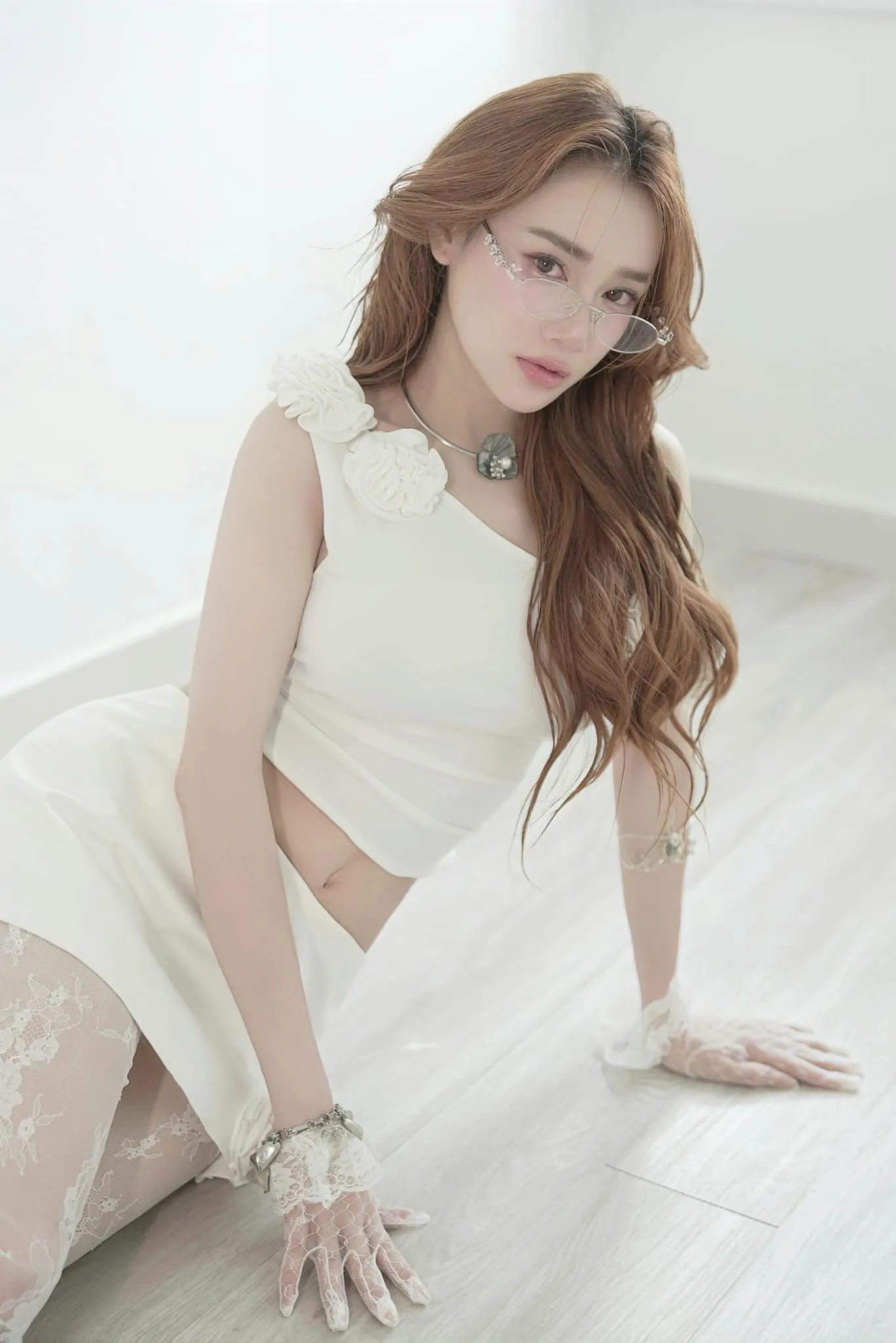Nhã Phương mang đến vẻ đẹp nhẹ nhàng và cuốn hút qua nụ cười Nhã Phương mang đến vẻ đẹp nhẹ nhàng và cuốn hút qua nụ cười