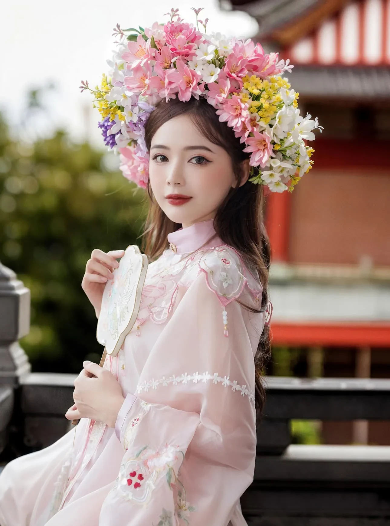 Gu thời trang Lê Lý Lan Hương luôn hiện đại. Gu thời trang Lê Lý Lan Hương luôn hiện đại.